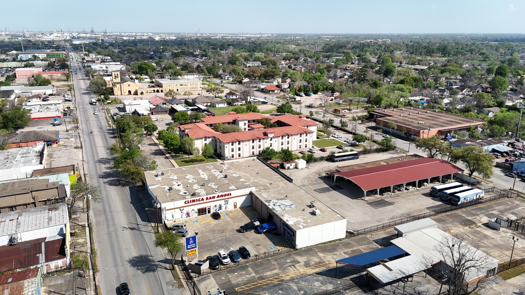 7118 Harrisburg Blvd, Houston, TX à vendre Photo principale– Image 1 sur 50