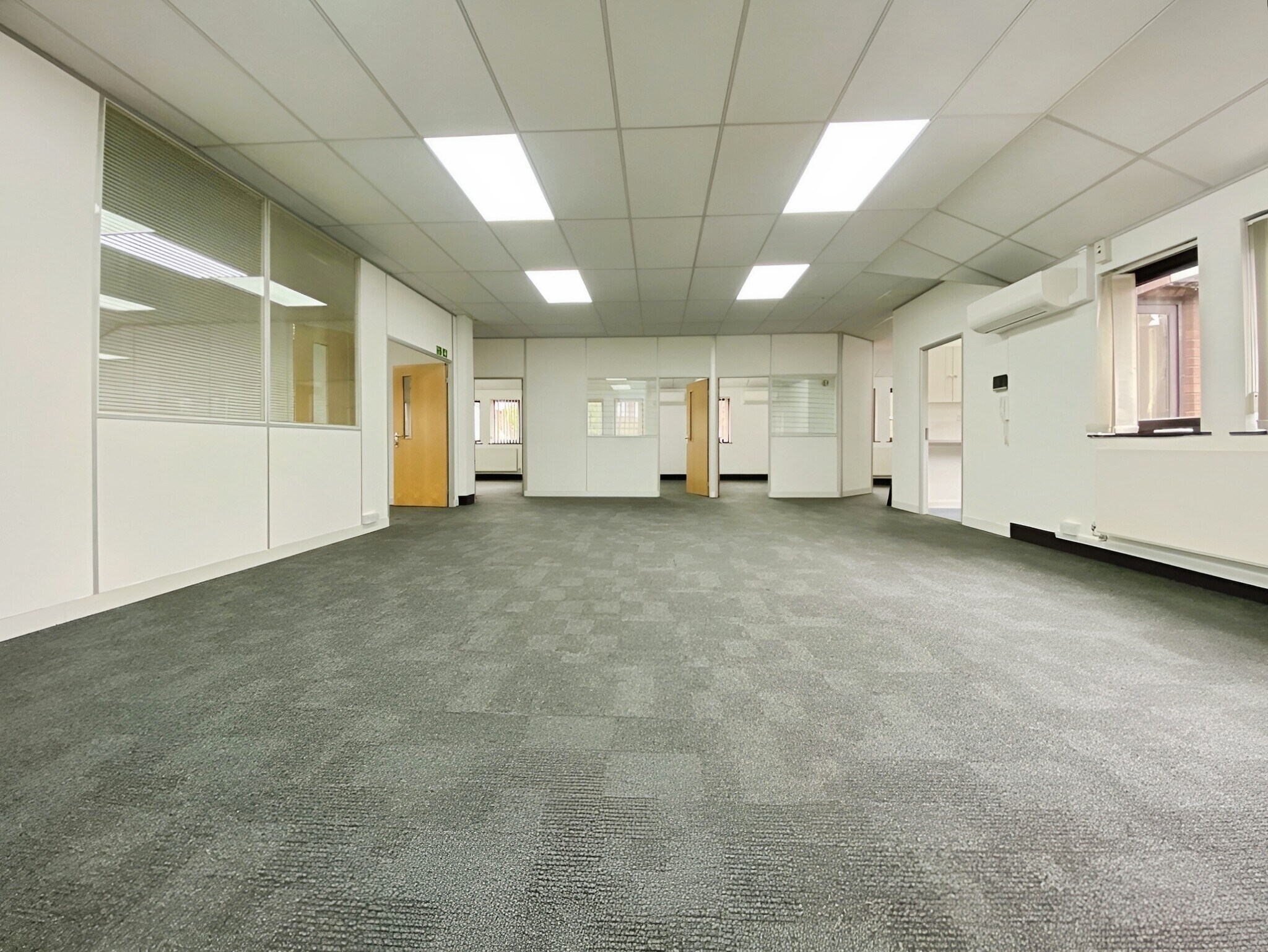 95 London St, Reading à louer Photo principale– Image 1 sur 17