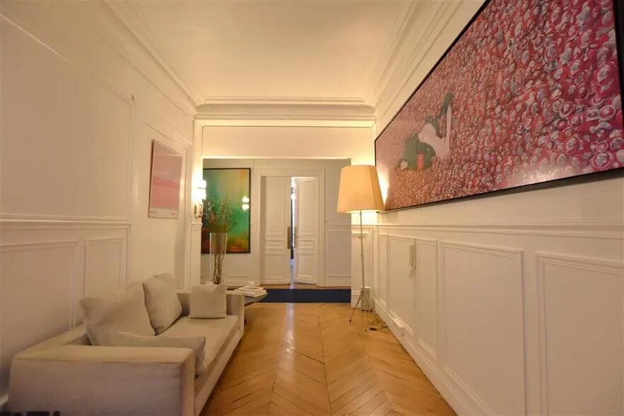 Bureau dans Paris à vendre - Photo de l’immeuble – Image 3 sur 7