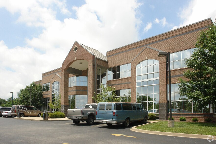 1690 Ring Rd, Elizabethtown, KY à louer - Photo de l’immeuble – Image 2 sur 2