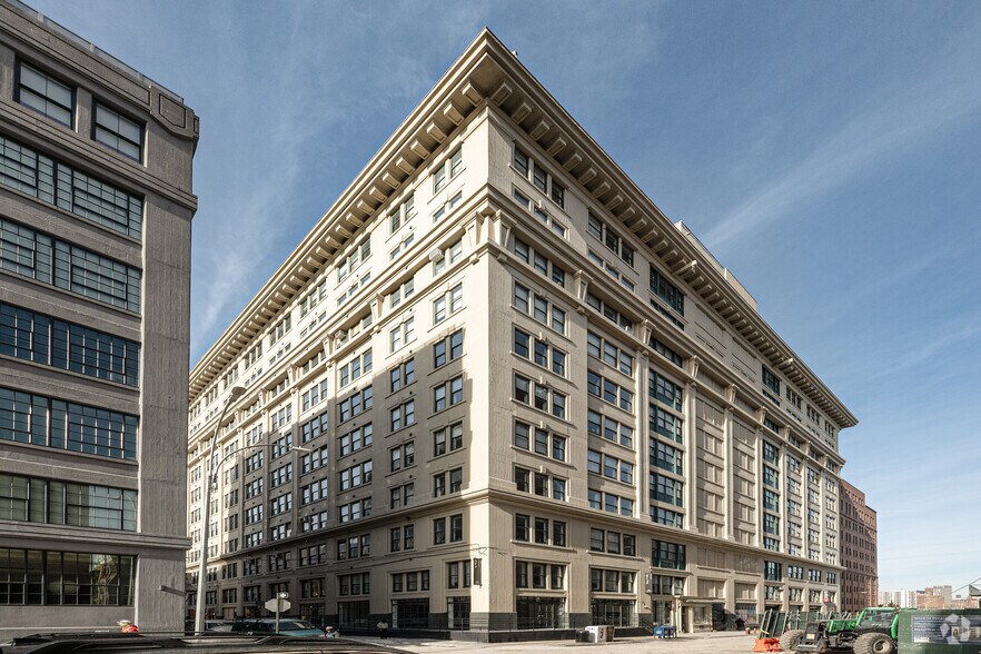 20 Jay St, Brooklyn, NY à louer - Photo de l’immeuble – Image 1 sur 3