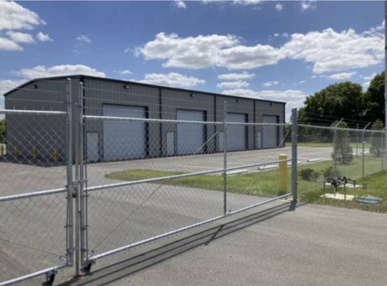 1840 Industrial Park Rd, Mulberry, FL à louer - Photo de l’immeuble – Image 2 sur 20