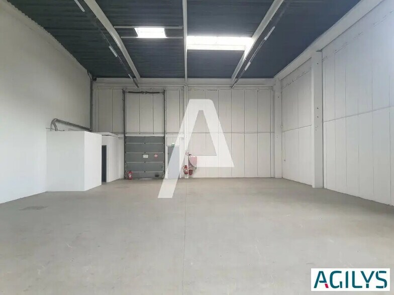 Local d’activités dans Valenton à louer - Photo intérieure – Image 3 sur 6