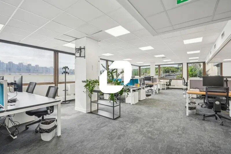 Bureau dans Saint-Cloud à louer Photo intérieure– Image 1 sur 10