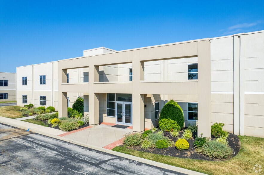 950 Forge Ave, Audubon, PA à louer - Photo de l’immeuble – Image 1 sur 7