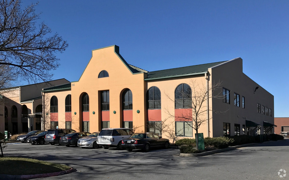 66 Painters Mill Rd, Owings Mills, MD à louer - Photo principale – Image 1 sur 2
