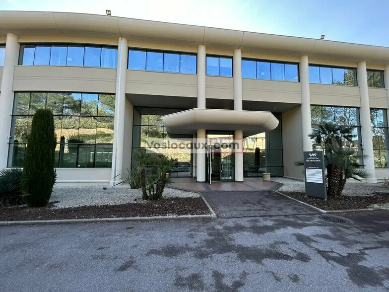 Bureau dans SOPHIA ANTIPOLIS à louer - Photo de l’immeuble – Image 2 sur 6