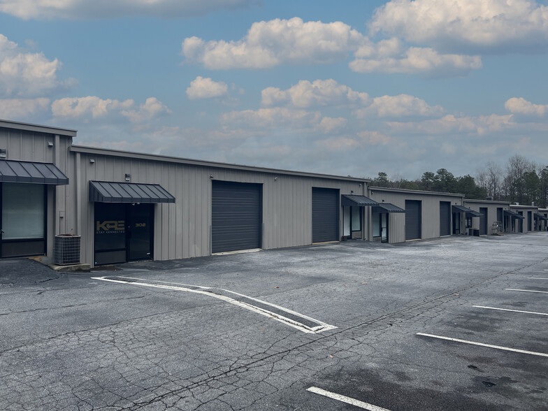 485 Buford Dr, Lawrenceville, GA à louer - Photo de l’immeuble – Image 3 sur 3