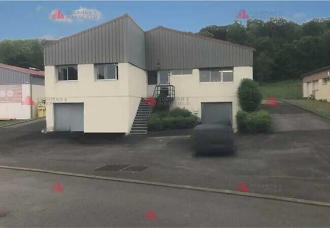 Plus de détails pour 111 Rue Du Pré Brenot, Châtillon-le-Duc - Local d’activités à vendre