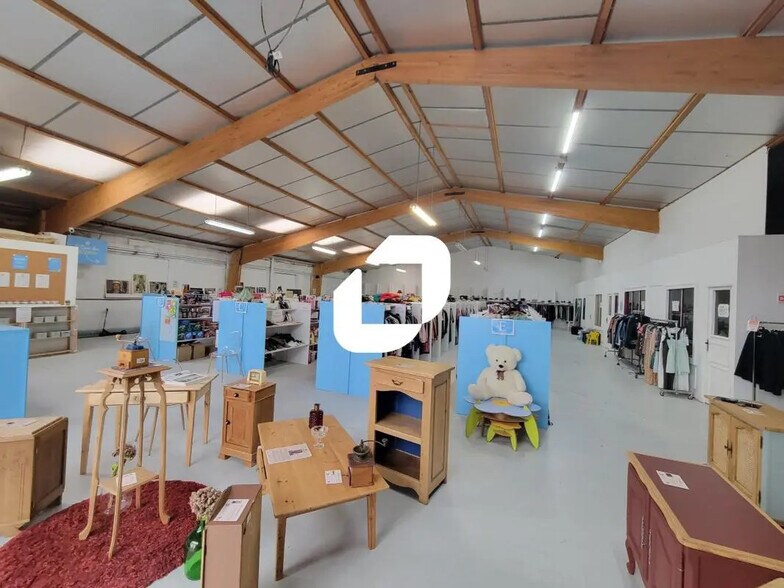 Bureau dans Bouguenais à louer - Photo de l’immeuble – Image 3 sur 4