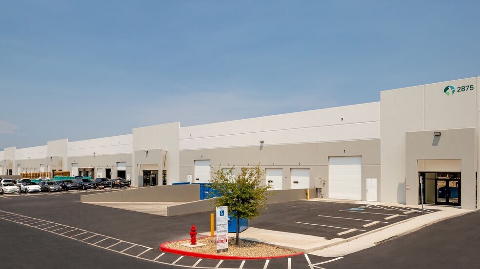 2875 N Lamb Blvd, Las Vegas, NV à louer - Photo de l’immeuble – Image 2 sur 6