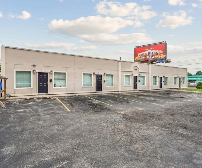 811 King St W, Hamilton, ON à vendre - Photo de l’immeuble – Image 3 sur 5