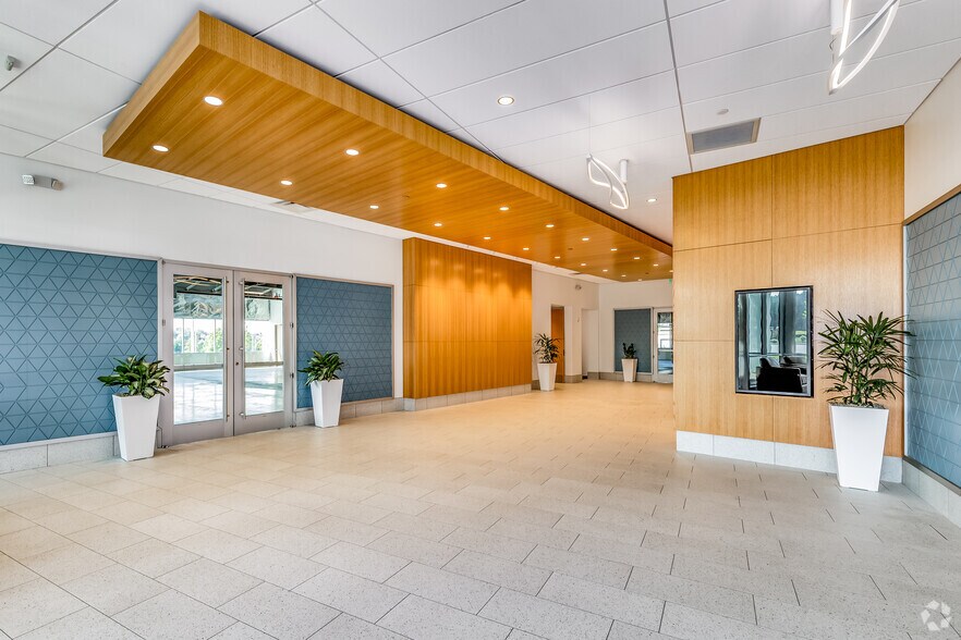 112 Thomas Johnson Dr, Frederick, MD à louer - Hall d’entrée – Image 3 sur 6