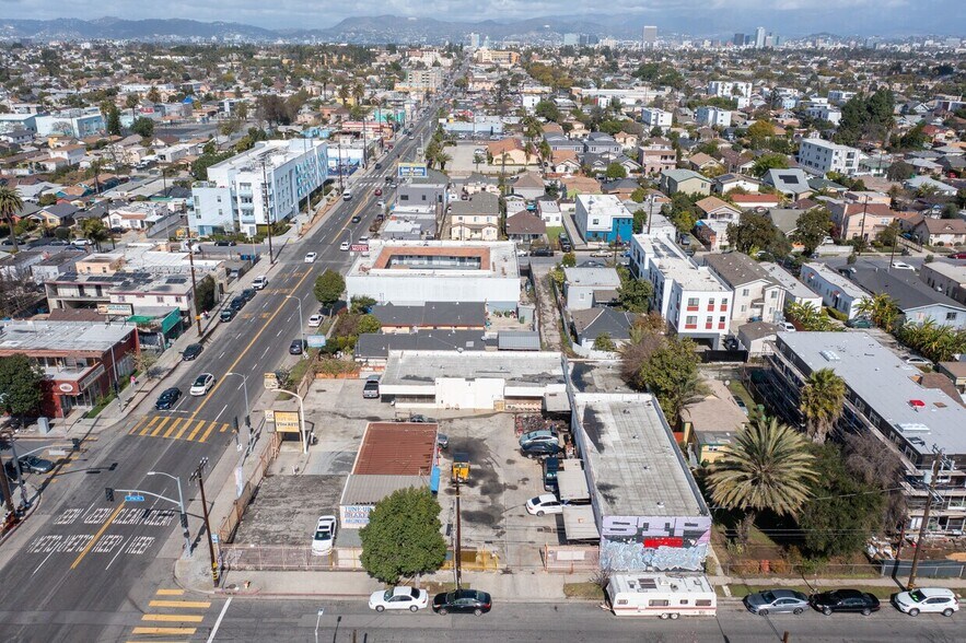 3720 S Western Ave, Los Angeles, CA à vendre - Photo de l’immeuble – Image 3 sur 5