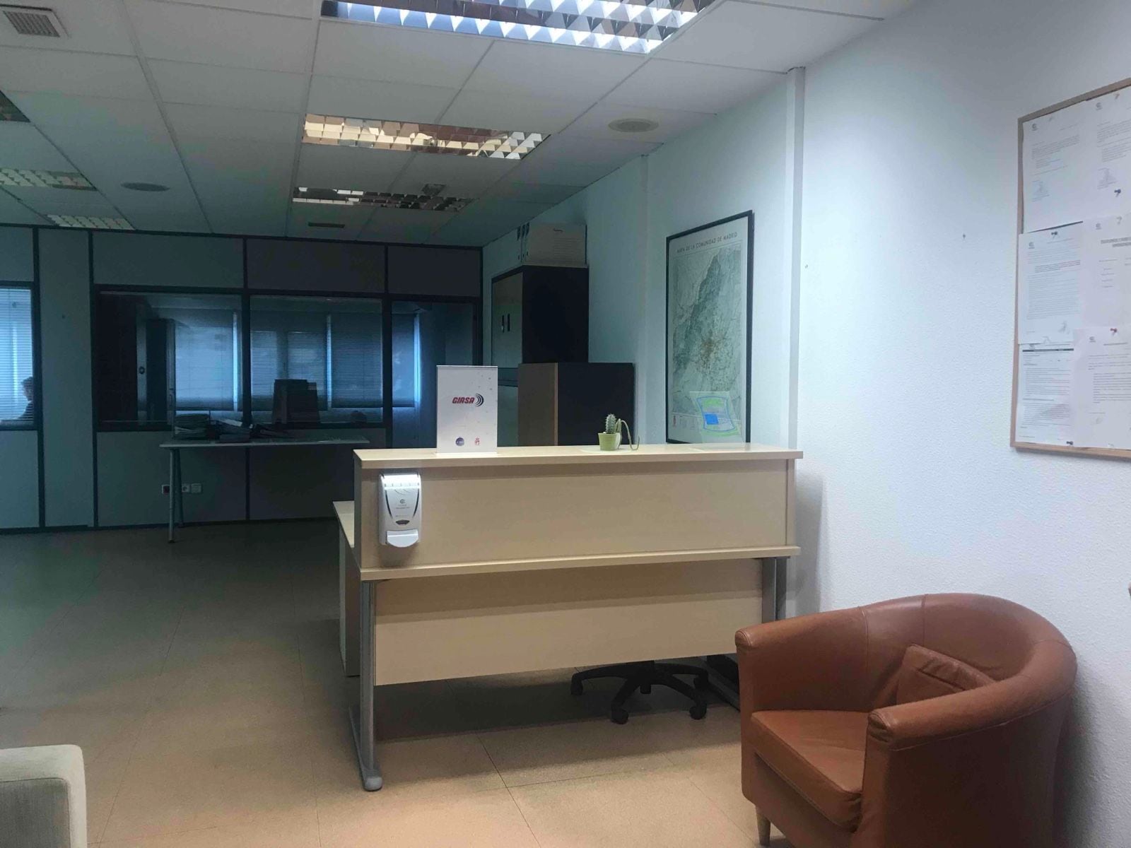 Bureau dans Coslada, Madrid à louer Photo principale– Image 1 sur 3