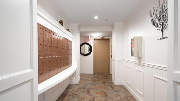 1239 W 14th Ave, Vancouver, BC à vendre - Photo intérieure – Image 3 sur 4