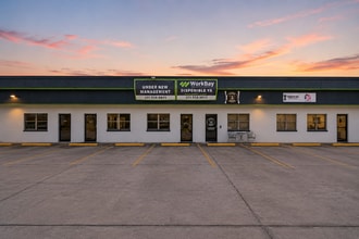 4155 Dow Rd, Melbourne, FL à louer Photo de l’immeuble– Image 1 sur 10