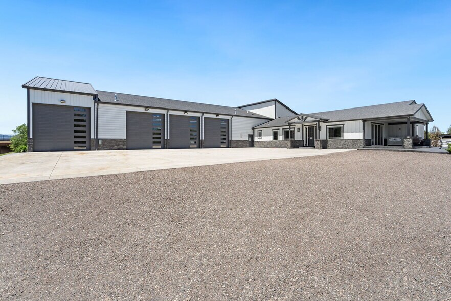 3482 SE Frontage Rd, Fort Collins, CO à vendre - Photo de l’immeuble – Image 2 sur 16