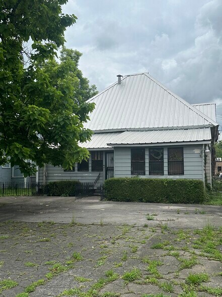 5381 1st Ave N, Birmingham, AL à vendre - Photo de l’immeuble – Image 3 sur 10