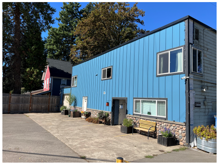 3800 N Coburg Rd, Eugene, OR à vendre - Photo de l’immeuble – Image 2 sur 5