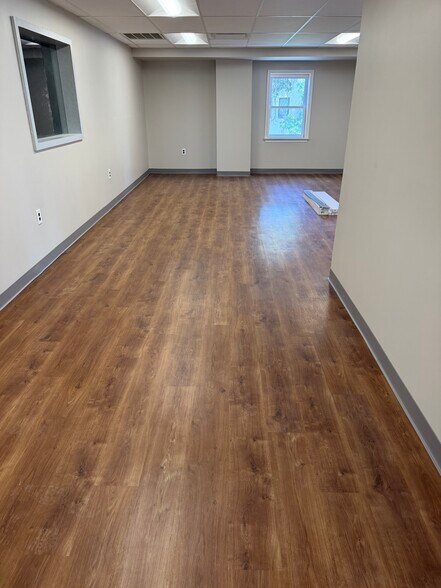 125 Powhattan Ave, Essington, PA à louer - Photo intérieure – Image 2 sur 5