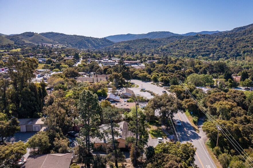 69 W Carmel Valley Rd, Carmel Valley, CA à vendre - Photo principale – Image 1 sur 26