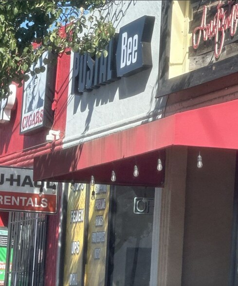 10907 Magnolia Blvd, North Hollywood, CA à louer - Photo de l’immeuble – Image 3 sur 6