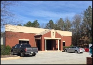 Plus de détails pour 112 Industrial Park Blvd, Warner Robins, GA - Bureau à louer