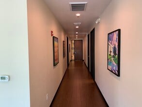 63 Natoma St, Sacramento, CA à louer Photo intérieure– Image 2 sur 12