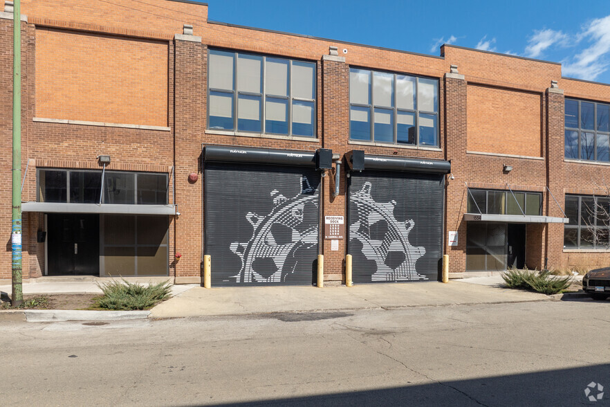 1550-1556 W Carroll, Chicago, IL à louer - Photo de l’immeuble – Image 3 sur 13