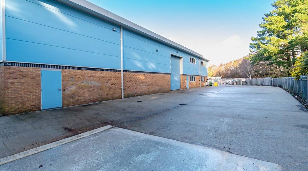 23 Witney Rd, Poole à louer - Photo de l’immeuble – Image 3 sur 4