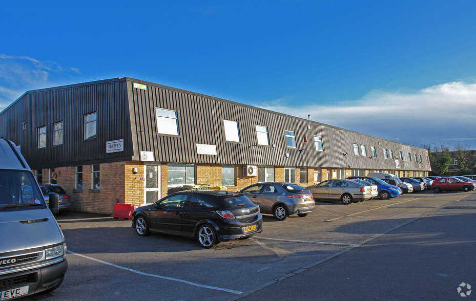 Horseshoe Rd, Pangbourne à vendre - Photo principale – Image 1 sur 3