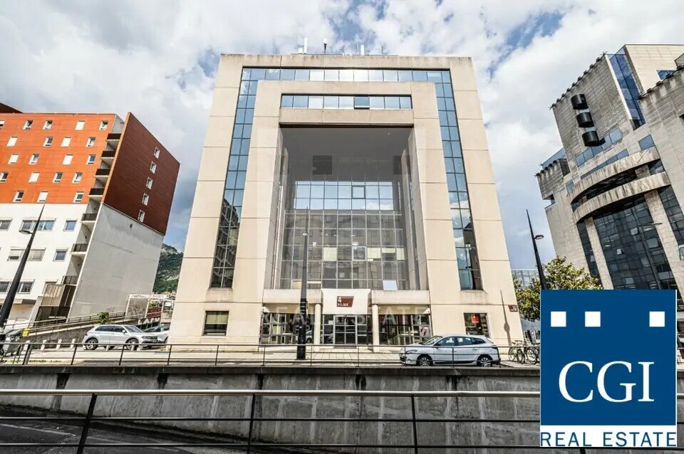 Bureau dans Grenoble à louer Photo de l’immeuble– Image 1 sur 11