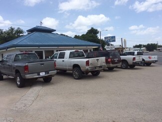 Plus de détails pour 1619 Main St, Junction, TX - Local commercial à vendre