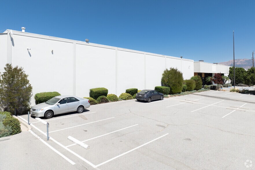 9505-9541 Mason Ave, Chatsworth, CA à louer - Photo de l’immeuble – Image 2 sur 4