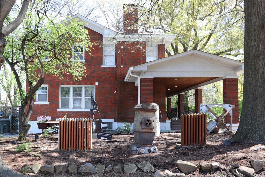 2526 Sam Cooper Blvd, Memphis, TN à vendre - Photo de l’immeuble – Image 2 sur 5