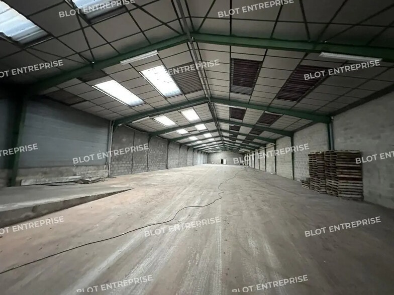 Bureau dans Languidic à louer - Photo de l’immeuble – Image 1 sur 9