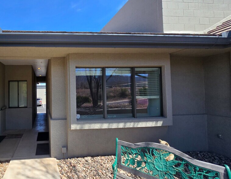 101 S Airpark Rd, Cottonwood, AZ à louer - Photo de l’immeuble – Image 2 sur 13