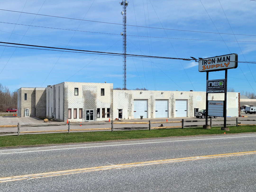 14841 Sperry Rd, Newbury, OH à louer Photo principale– Image 1 sur 2