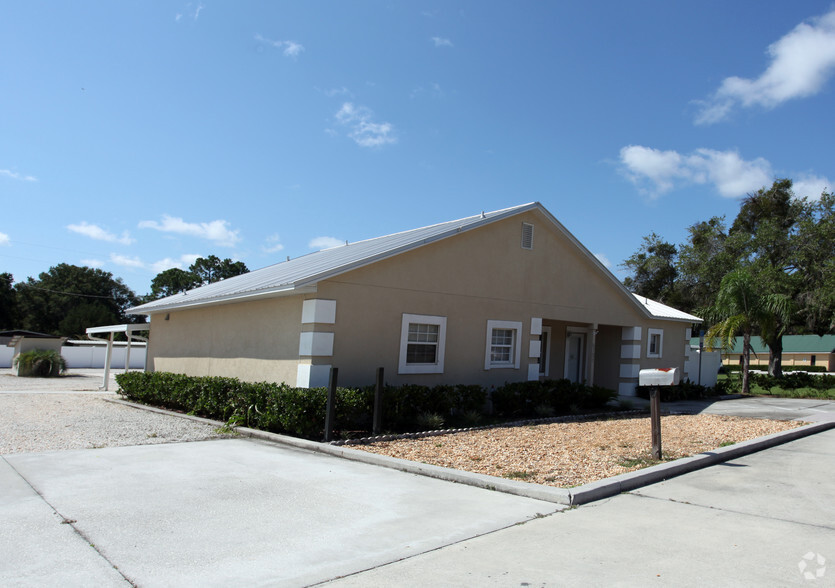 6721 Crill Ave, Palatka, FL à vendre - Photo principale – Image 1 sur 2