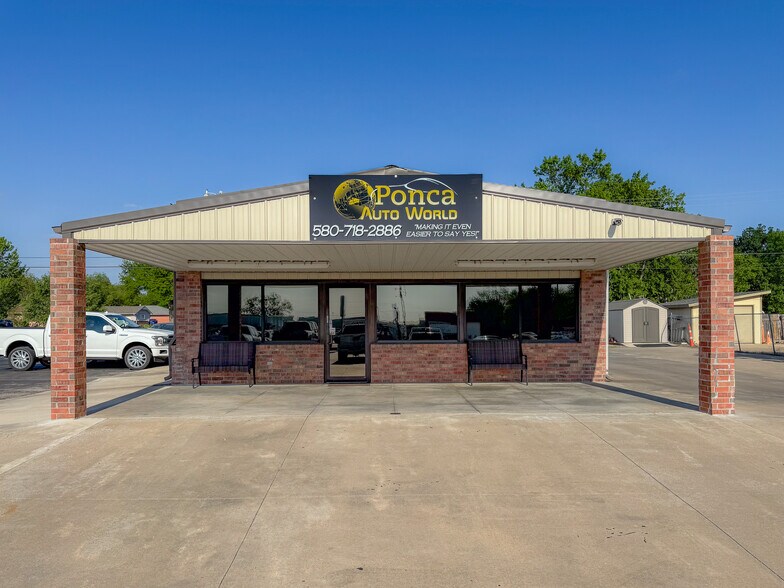 3115 N 14th St, Ponca City, OK à louer - Photo de l’immeuble – Image 1 sur 17