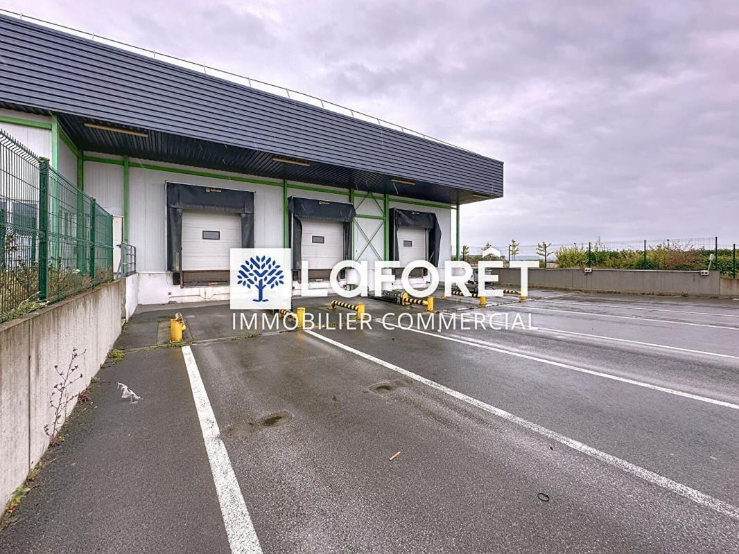 Industriel/Logistique dans Villeneuve-sur-Aisne à vendre Photo de l’immeuble– Image 1 sur 9