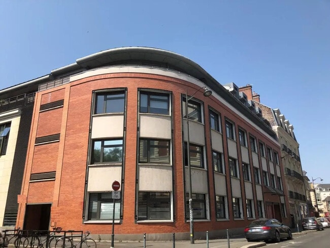 Plus de détails pour Bureau à louer