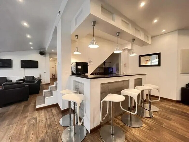 Bureau dans Boulogne-Billancourt à vendre - Photo intérieure – Image 2 sur 5