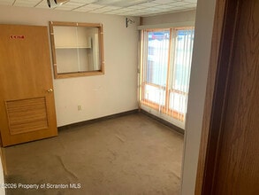 1565 Route 507, Greentown, PA à louer Photo intérieure– Image 1 sur 11