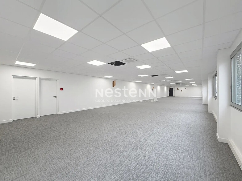 Bureau dans Gonesse à louer - Photo intérieure – Image 3 sur 8