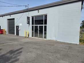 1501 Sieveright Rd, Gloucester, ON à louer Photo de l’immeuble– Image 1 sur 1