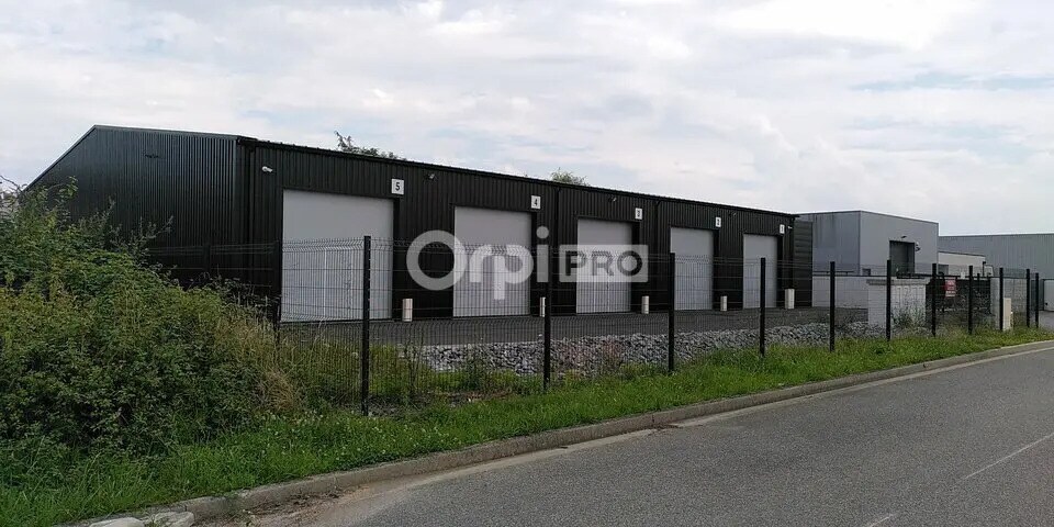Local d’activités dans Buros à louer - Photo de l’immeuble – Image 2 sur 7