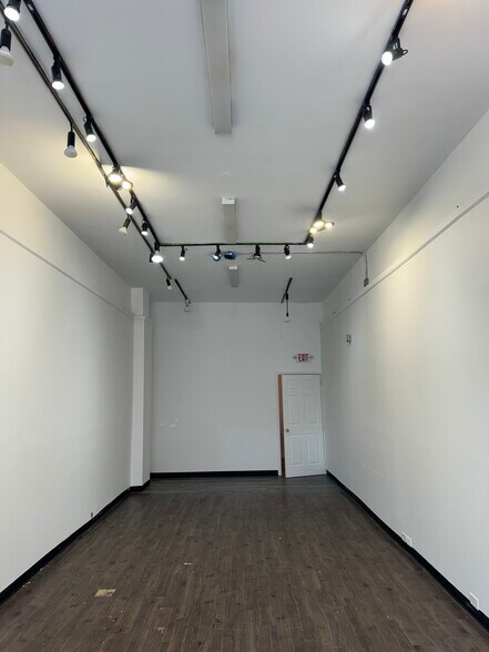 204-210 Mamaroneck Ave, White Plains, NY à louer - Photo de l’immeuble – Image 2 sur 6