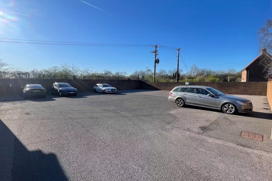 Grange Rd, Tongham à louer - Autre – Image 3 sur 3